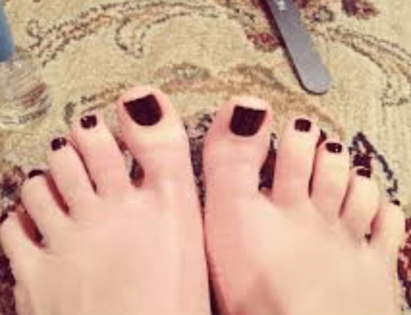 Kelley Missal Feet